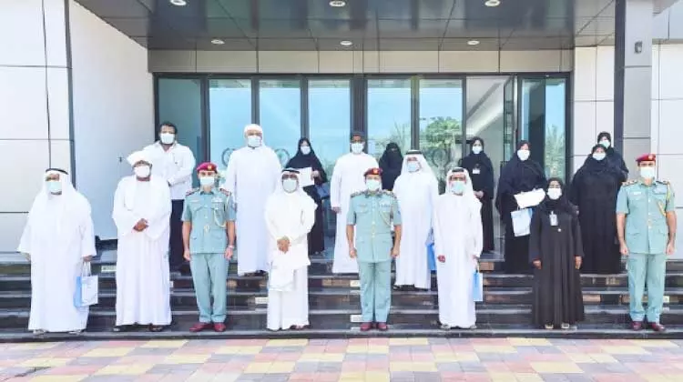 മാന്യൻമാരായ ഡ്രൈവർമാർക്ക്​ ഷാർജ പൊലീസി​െൻറ ആദരം