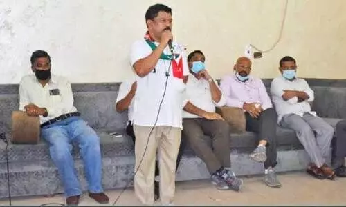 കോവിഡ് പ്രതിരോധ റിലീഫ് സെൽ വളൻറിയർമാരെ ആദരിച്ചു