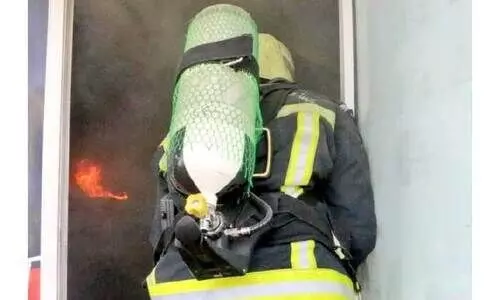 രാജ്യത്ത്​ രണ്ടിടങ്ങളിൽ തീപിടിത്തം