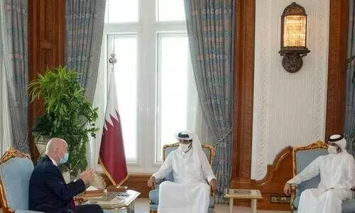 കായിക മേഖലയിലെ പങ്കാളിത്തം ചർച്ച ചെയ്​ത്​ അമീറും ഫിഫ ​പ്രസിഡൻറും