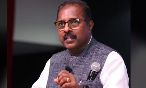 ആരോഗ്യവകുപ്പിനെ പുഴുവരിച്ചു എന്ന് പറഞ്ഞത് ആത്മാർത്ഥമായി, സംവാദത്തിന് ആരോഗ്യമന്ത്രിയെ വെല്ലുവിളിക്കുന്നു