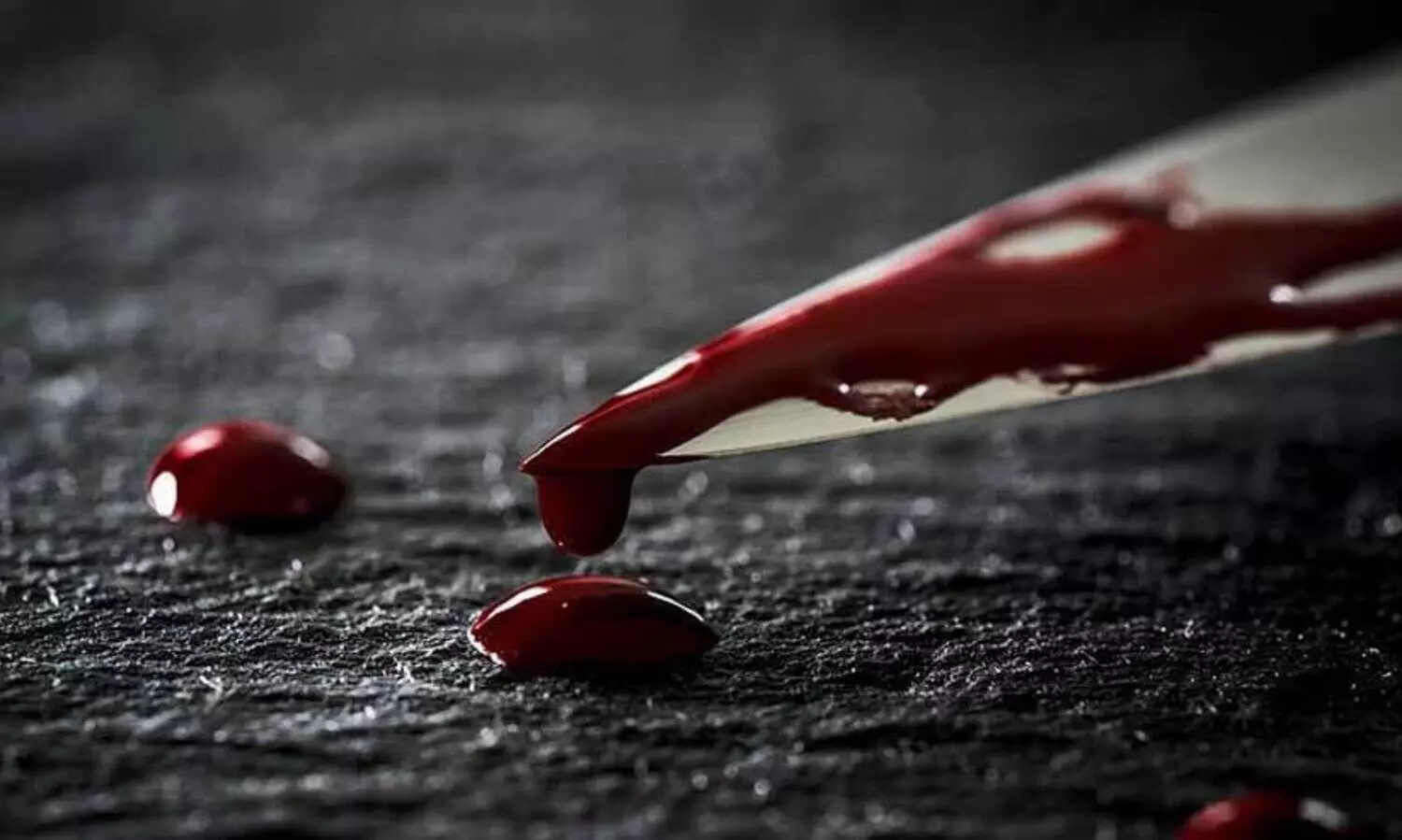 അനുജത്തിയെ ബലാത്സംഗം ചെയ്യാൻ ശ്രമിച്ചയാളുടെ കൈ അരിഞ്ഞെടുത്ത്​ 15കാരി