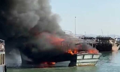 മസീറയിൽ മത്സ്യബന്ധന ബോട്ടിന്​ തീപിടിച്ച്​ നാല്​ ഇന്ത്യക്കാർക്ക്​ പരിക്ക്​