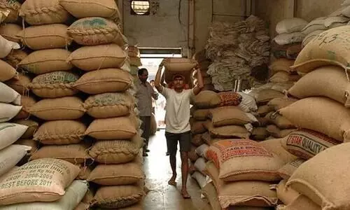 റേഷന്‍കടകളില്‍ ഗോതമ്പിനു പകരം ആട്ട