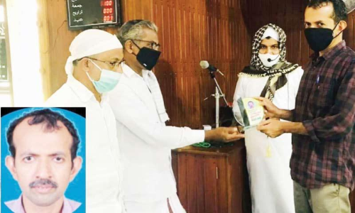 കമ്പ്യൂട്ടർ ക്ലാസുകളുമായി അബ​്​ദുല്ല മാസ്​റ്റർ തിരക്കിലാണ്​