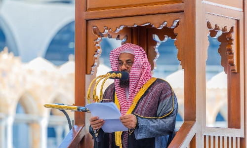 ഉംറ പുനരാരംഭിച്ച ശേഷമുള്ള ആദ്യ ജുമുഅയിൽ ഹറം ഭക്തിസാന്ദ്രം