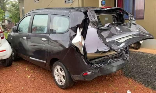 അ​ബ്​​ദു​ല്ല​ക്കു​ട്ടി സ​ഞ്ച​രി​ച്ച കാ​റി​ല്‍ ലോ​റി ഇ​ടി​ച്ച സം​ഭ​വം: അ​സ്വാ​ഭാ​വി​ക​ത​യില്ലെ​ന്ന് പൊ​ലീ​സ്