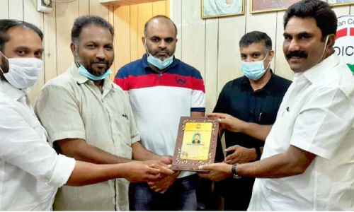 ബാബു നിലമ്പൂരിന്​ യാത്രയയപ്പ് നൽകി