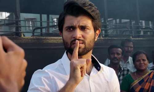 എല്ലാവരെയും വോട്ട്​ ചെയ്യാൻ അനുവദിക്കരുത്​, ഏകാധിപത്യം വന്നാലും തെറ്റില്ലെന്ന്​ വിജയ്​ ദേവരകൊണ്ട​; വിവാദം