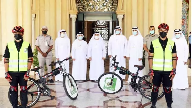 ഷാർജ നഗരസഭ ബീച്ചുകളിൽ സൈക്കിൾ പട്രോളിങ് ആരംഭിച്ചു ഷാർജ നഗരസഭ ബീച്ചുകളിൽ സൈക്കിൾ പട്രോളിങ് ആരംഭിച്ചു