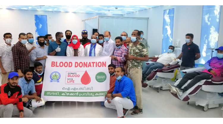 ഐ.എം.സി.സി രക്തദാനം നടത്തി