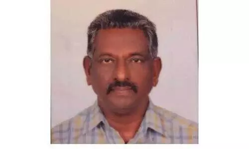 എ​റ​ണാ​കു​ളം സ്വ​ദേ​ശി സ​ലാ​ല​യി​ൽ വാ​ഹ​ന​മി​ടി​ച്ച് മ​രി​ച്ചു