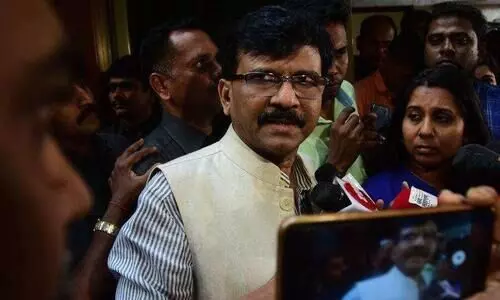 വ്യാജ സോഷ്യൽ മീഡിയ അക്കൗണ്ടുകളെ അമിത്​ ഷാ നിയന്ത്രിക്കണമെന്ന്​ സഞ്​ജയ്​ റാവത്ത്