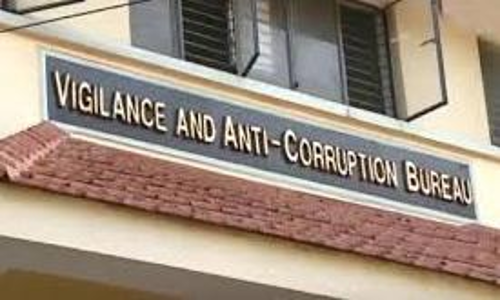 വി​വാ​ദ​ഫ്ലാ​റ്റി​െൻറ ബലം പരിശോധിക്കാൻ വിജിലൻസ്