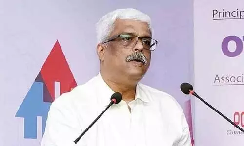 ശിവശങ്കറിനെ ഇന്ന് ചോദ്യം ചെയ്യാനുള്ള തീരുമാനം മാറ്റി കസ്​റ്റംസ്