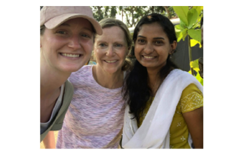 Ammu as a guide for foreign tourists in Ayman