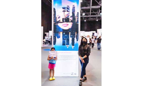 ദു​ബൈ​യു​ടെ ഹൃ​ദ​യ​താ​ളം പ​ക​ർ​ത്തി ഷൈ​ജി​ത്തും നീ​ലി​മ​യും