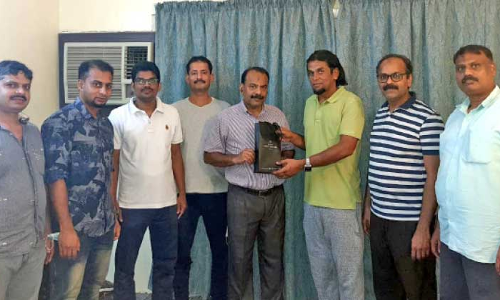 അ​ബ്ബാ​സ് കൂ​ട്ടി​ല​ങ്ങാ​ടി​ക്ക് യാ​ത്ര​യ​യ​പ്പ് ന​ൽ​കി