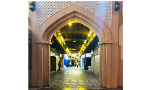 മത്ര സൂഖിലെ സ്​ഥാപനങ്ങളുടെ  പ്രവൃത്തിസമയത്തിൽ മാറ്റം