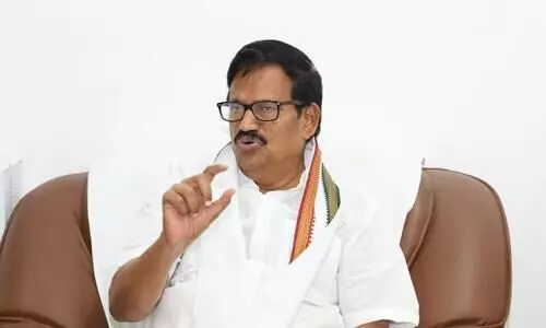 ബി.ജെ.പിക്കാർ വിളിച്ചില്ല, ഖുശ്​ബു അങ്ങോട്ട്​ പോയി; കോൺഗ്രസിന്​ ഒരു നഷ്​ടവുമില്ല -കെ.എസ്​. അളഗിരി