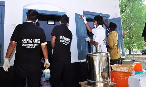 ക​രു​ത​ലിന്‍റെ​ ചി​റ​കു​ക​ൾ