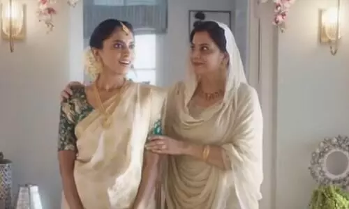 മരുമകളുടെ സീമന്ത ചടങ്ങ്​ ആഘോഷിച്ച്​ മുസ്​ലിം കുടുംബം; ലൗ ജിഹാദ്​ആരോപിച്ച്​ തനിഷ്​ക്​ പരസ്യത്തിനെതിരെ കാംപയിൻ