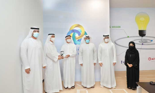 യൂ​നി​യ​ൻ കോ​പി​ന്​ ദു​ബൈ എ​ൻ​ഡോ​വ്​​മെ​ൻ​റ്​ സൈ​ൻ പു​ര​സ്​​കാ​രം