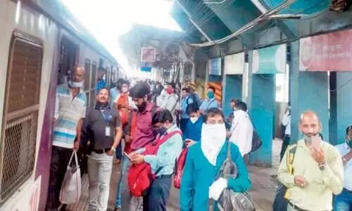 വൈദ്യുതി നിലച്ചു; മുംബൈ സ്​തംഭിച്ചു