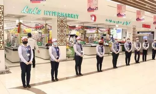 കാൻസർ സൊസൈറ്റിയുടെ ബ്ലോസം കാമ്പയിന് പിന്തുണയുമായി ലുലു