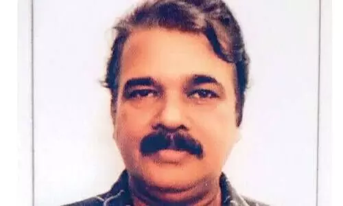 വൃ​ക്ക മാ​റ്റി​വെ​ക്കാ​ൻ സു​മ​ന​സ്സു​ക​ളു​ടെ സ​ഹാ​യം തേ​ടി ഓ​ട്ടോ തൊ​ഴി​ലാ​ളി