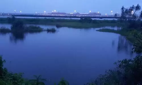 സിയാലിലെ വെള്ളം അശാസ്ത്രീയമായി പുറന്തള്ളുന്നു; സമീപത്തുള്ള കുടുംബങ്ങള്‍ വെള്ളക്കെട്ട് ഭീഷണിയില്‍