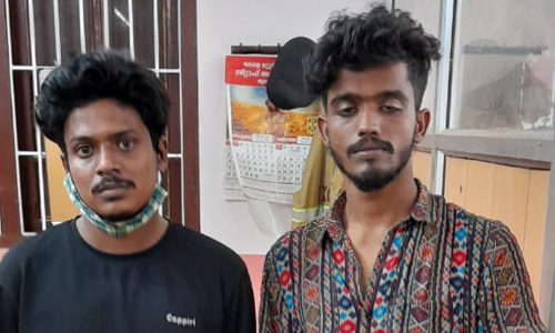 കാറിൽ മയക്കുമരുന്ന് കടത്തിയ രണ്ട് യുവാക്കൾ പിടിയിൽ