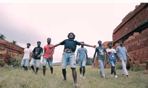 കുറു കുറെ ബ്രോസ്; റാവുള പണിയ ഭാഷയില്‍ ഒരു തീപ്പൊരിപ്പാട്ട്