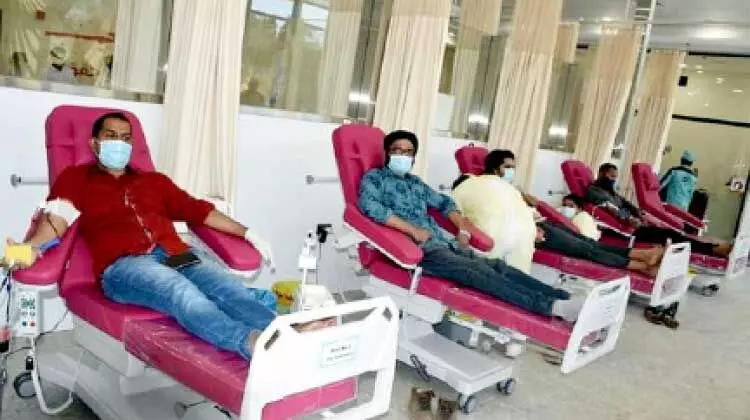 അമീറിന് ആദരം; ഫോക്​ രക്തദാന ക്യാമ്പ്​ സംഘടിപ്പിച്ചു