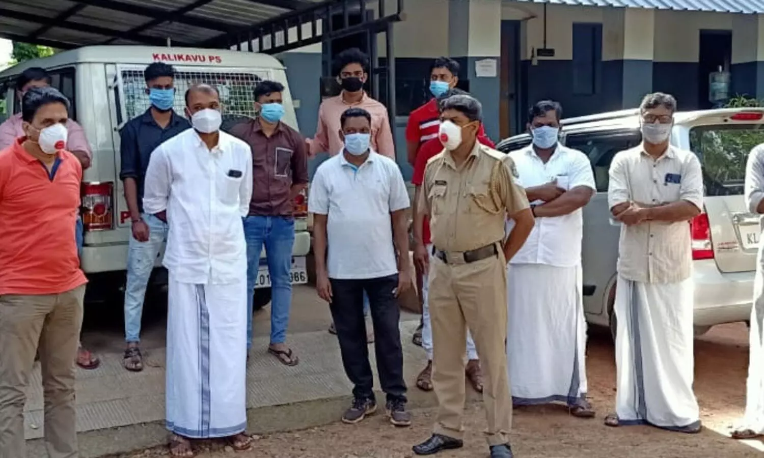 കാളികാവ് പൊലിസി​െൻറ പ്ലാസ്മ ദാന കാമ്പയിൻ വിജയം: 15 പേർ പ്ലാസ്മ ദാനം ചെയ്യാനെത്തി