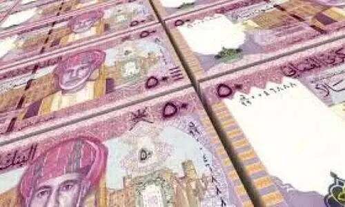 പൊതുചെലവ് കുറഞ്ഞു; ബജറ്റ് കമ്മി ഉയർന്നു രാജ്യത്തിെൻറ വരുമാനത്തിലും ഇടിവ് പൊതുചെലവ് കുറഞ്ഞു; ബജറ്റ് കമ്മി ഉയർന്നു രാജ്യത്തിെൻറ വരുമാനത്തിലും ഇടിവ്