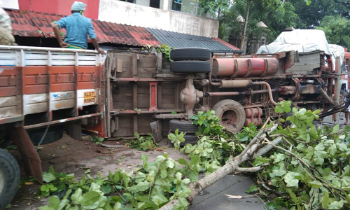 ലോറി അപകടം
