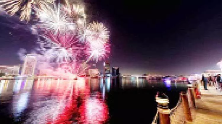 വരുന്നൂ; ഓഫറുകളുടെയും സമ്മാനങ്ങളുടെയും പെരുമഴക്കാലം