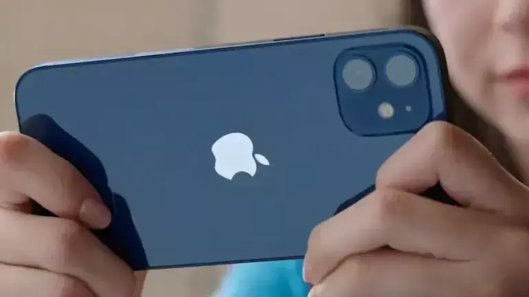 13-ാമൻ നാളെയെത്തും; ഫ്ലിപ്​കാർട്ടിൽ​ ഐഫോണ്‍ 12ന്​ വൻ വിലക്കുറവ്​