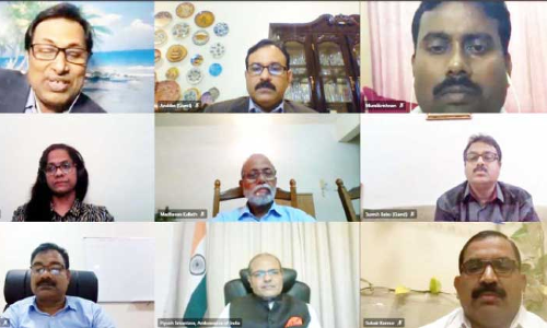 ഇ​ന്ത്യ​ൻ അ​ബാ​സ​ഡ​ർ ​െഎ.​സി.​ആ​ർ.​എ​ഫ്​ അം​ഗ​ങ്ങ​ളു​മാ​യി ച​ർ​ച്ച ന​ട​ത്തി