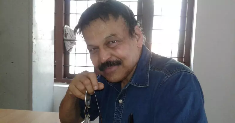 കോവിഡിനെ പ്രതിരോധിക്കാൻ ​ഗ്ലൂക്കോസ്: ഡോക്ടറെ അറസ്റ്റ് ചെയ്യണമെന്ന് എതിരൻ കതിരവൻ