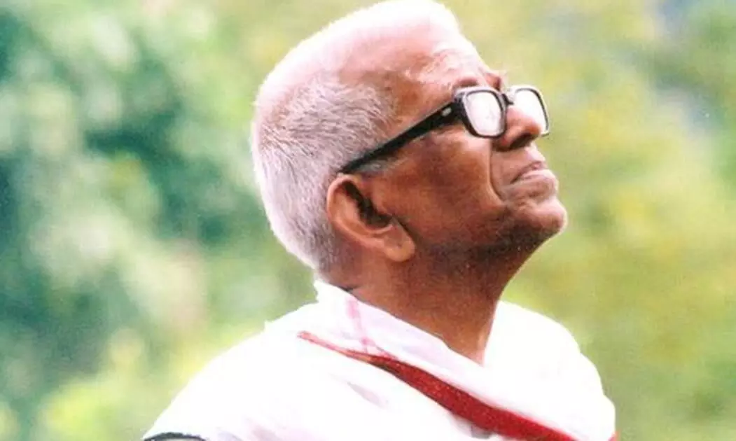 മനുഷ്യസ്​നേഹത്തിന്‍റെ ആയിരം സൗരമണ്ഡലങ്ങൾ ആത്മാവിൽ വഹിച്ച കവി