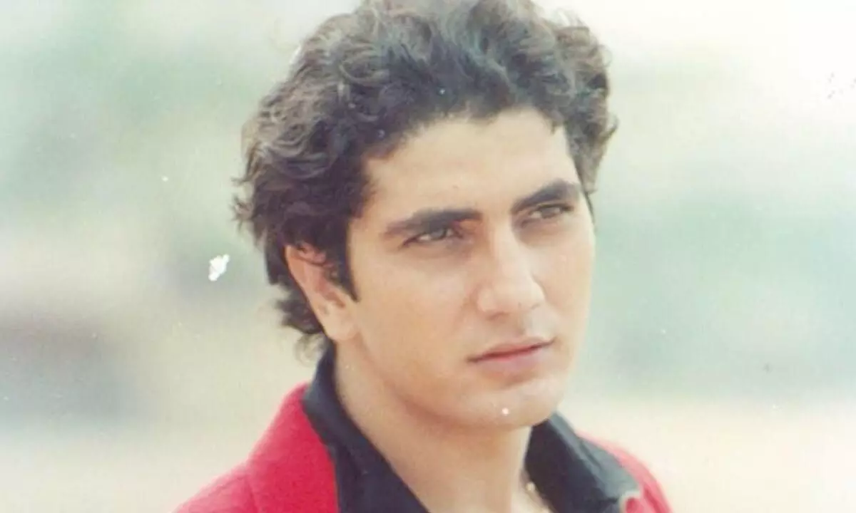 ബോളിവുഡ് താരം ഫറാസ് ഖാൻ വെൻറിലേറ്ററിൽ; സാമ്പത്തിക സഹായം തേടി സഹോദരൻ ബോളിവുഡ് താരം ഫറാസ് ഖാൻ വെൻറിലേറ്ററിൽ; സാമ്പത്തിക സഹായം തേടി സഹോദരൻ