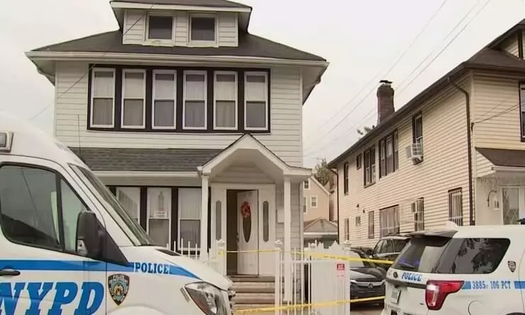 കുളിക്കുന്നതിനിടെ പ്രസവിച്ചു; ഇന്ത്യൻ വംശജ കുഞ്ഞിനെ വലിച്ചെറിഞ്ഞു