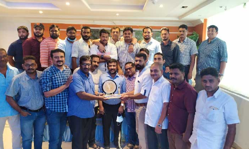 കെ.​ടി. ജു​നൈ​സി​ന് നി​യോ ജി​ദ്ദ യാ​ത്ര​യ​യ​പ്പ് ന​ൽ​കി