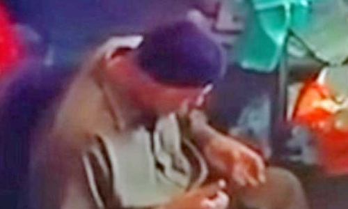 ബഖാലയിൽ നമസ്​കരിക്കുന്നതിനിടെ പാകിസ്​താനി മരിച്ചു