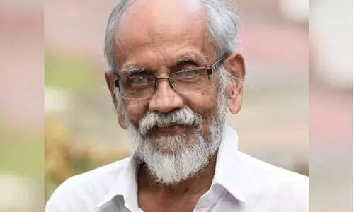 അക്കിത്തം സൂക്ഷിച്ചു വെച്ചിട്ടുണ്ട്; പഴകി ദ്രവിച്ച ആ വിമർശനലേഖനം