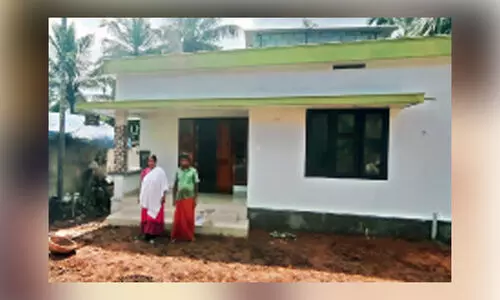 വീ​ടി​നാ​യി വി​വി​ധ സ​ർ​ക്കാ​ർ പ​ദ്ധ​തി​ക​ൾ​ക്ക്​ അ​പേ​ക്ഷ ന​ൽ​കി​കാത്തിരുന്നത്​ വർഷങ്ങൾ; ഒടുവിൽ രാ​ജ​െൻറ​യും മി​നി​യു​ടേ​യും സ്വ​പ്ന​ഭ​വ​നം യാ​ഥാ​ർ​ഥ്യ​മാ​യി