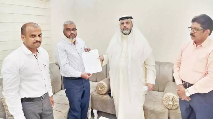 പ്രവാസി യാത്രാപ്രശ്നം: പാർലമെൻറ് അംഗവുമായി എസ്.ഡബ്ല്യു.എ കൂടിക്കാഴ്ച നടത്തി പ്രവാസി യാത്രാപ്രശ്നം: പാർലമെൻറ് അംഗവുമായി എസ്.ഡബ്ല്യു.എ കൂടിക്കാഴ്ച നടത്തി