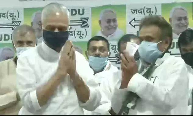 ബിഹാറിൽ ജെ.ഡി.യു തെരഞ്ഞെടുപ്പ്​ റാലിക്കിടെ സ്​റ്റേജ്​ തകർന്നു; നിരവധി പേർക്ക്​ പരിക്ക്​